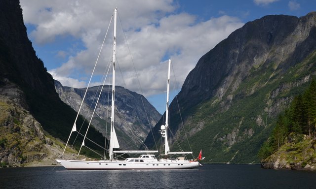 Juliet - Winner of 1994 Best Sailing Yacht 36m+