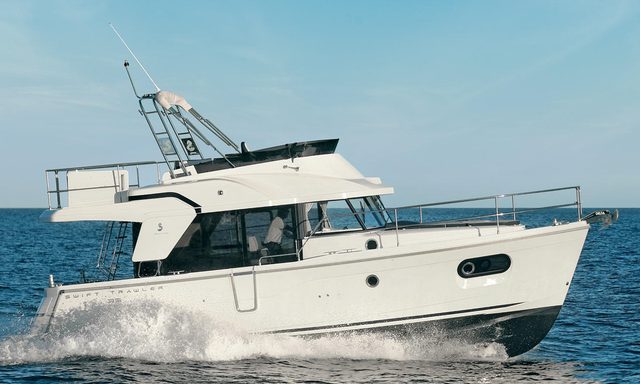 Swift Trawler 35 - Winner of 2018 Best for Travel