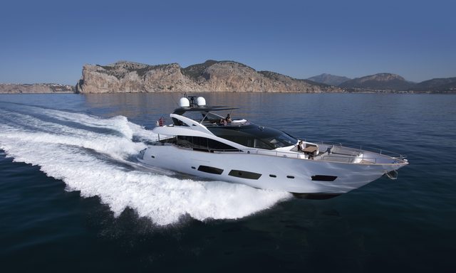 28 Metre Yacht - Winner of 2012 Best Production Motor Yacht (24-40m)