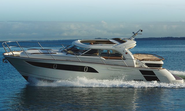 373 Aft Cabin Cruiser - Winner of 2011 Trawler Yacht & Aft Cabin