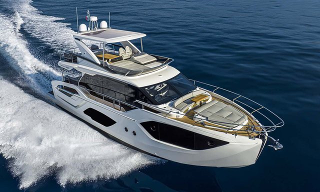 52 FLY - Winner of 2025 Flybridge (up to 60ft)