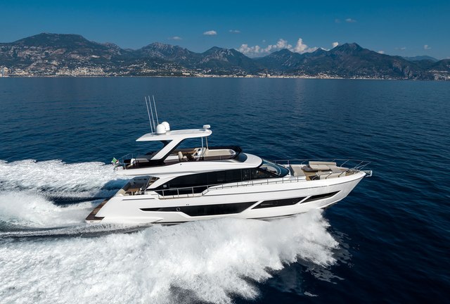 Ferretti Yachts Ferretti 670 