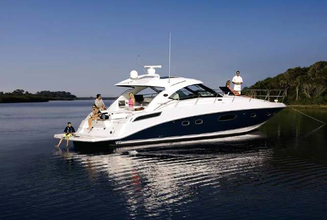 Sea Ray 43 Sundancer 