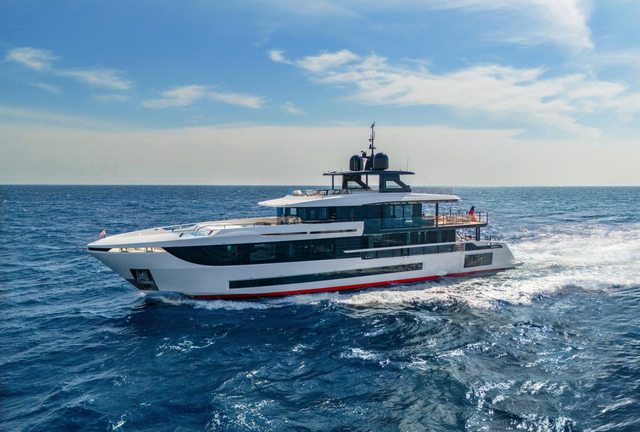 Mangusta Oceano 39 