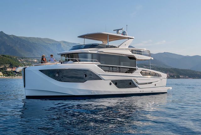 Absolute Navetta 62 