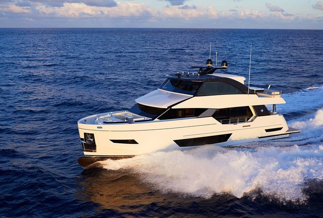 Ocean Alexander 26R Enclosed 