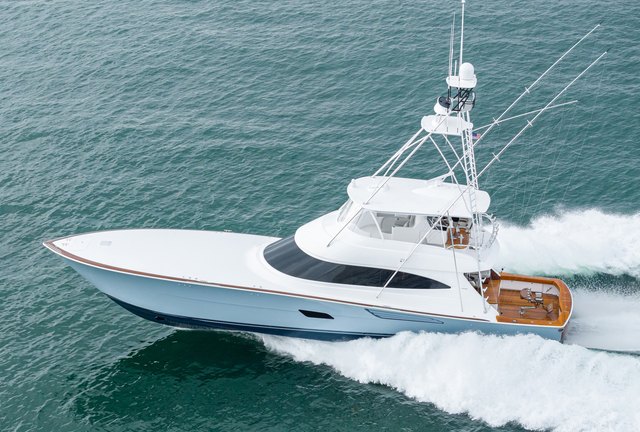 Viking Yachts Viking 82C 