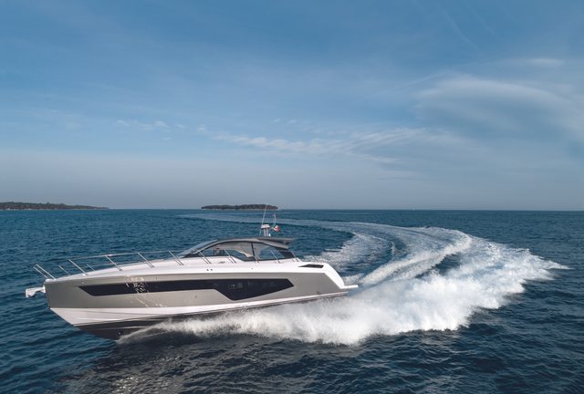 Azimut Atlantis 51 