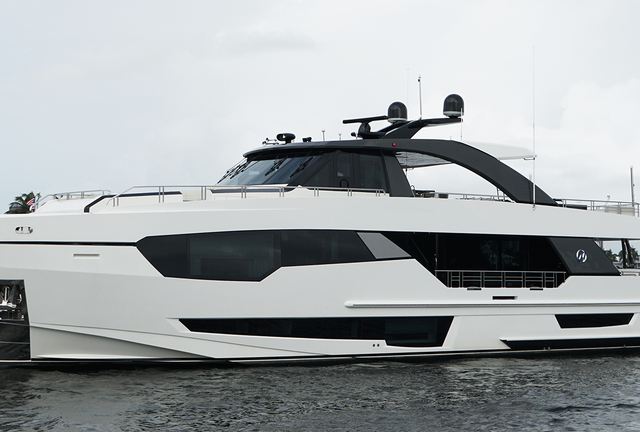 Ocean Alexander 28R Open  