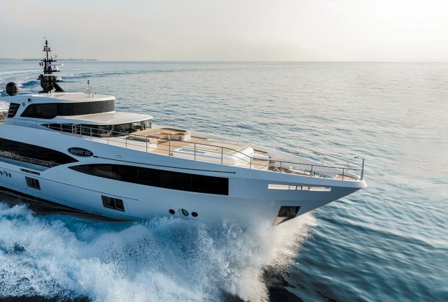 Gulf Craft Majesty 100 