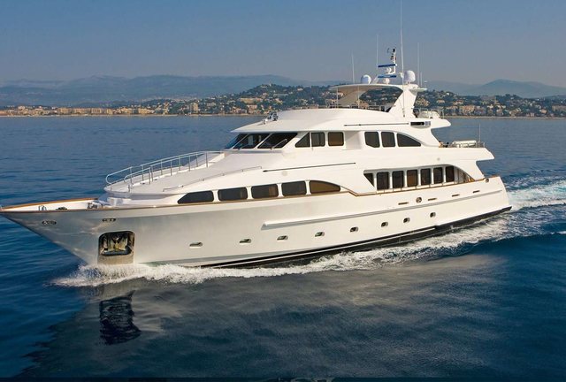 Benetti Classic 115'