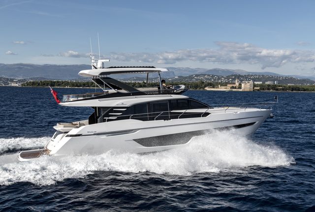 Fairline Squadron 68 