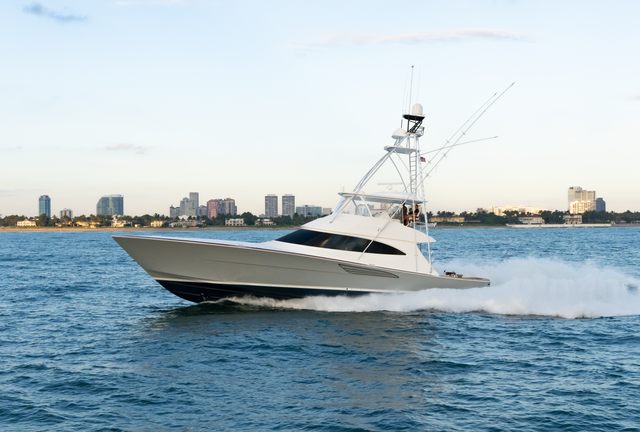 Viking Yachts Viking 74C 