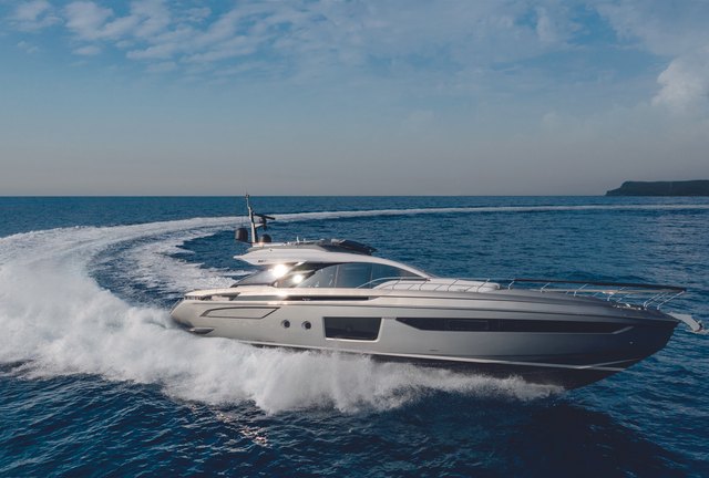 Azimut S8 