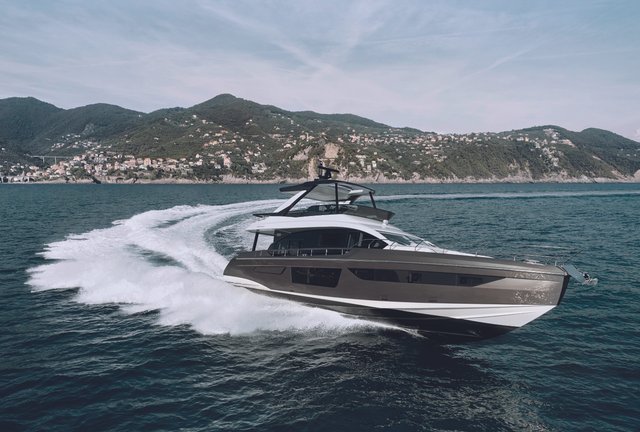 Azimut Fly 68 