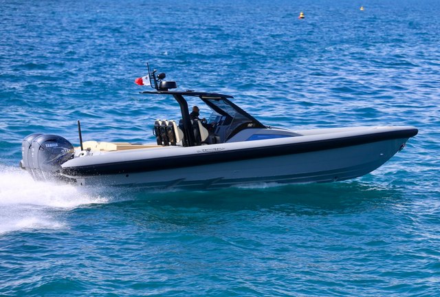 Technohull Explorer 40