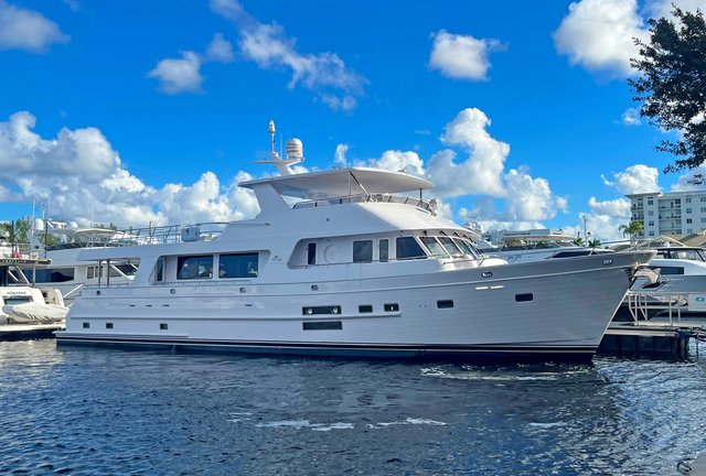 Outer Reef Yachts 830 Motoryacht 