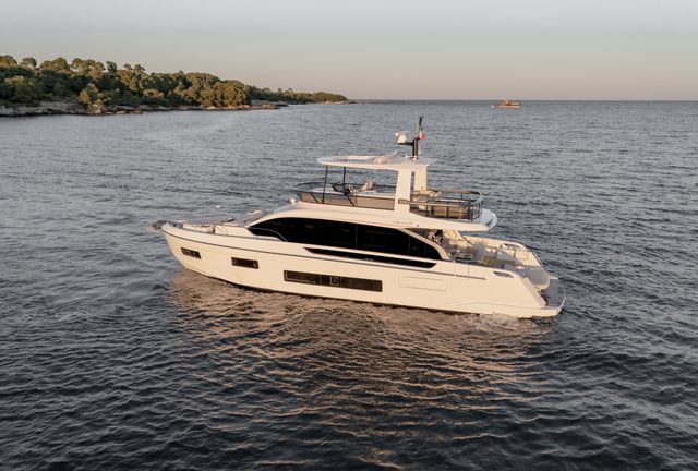 Azimut Fly 62 