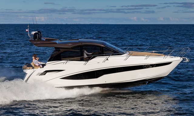 Galeon 425 HTS