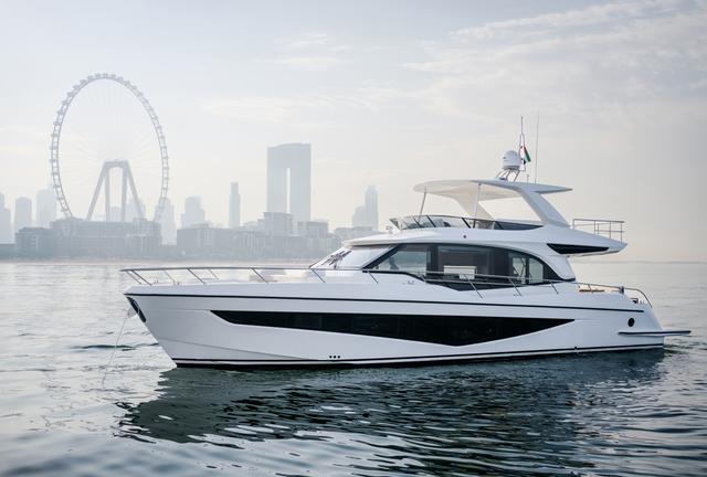 Gulf Craft Majesty 65 