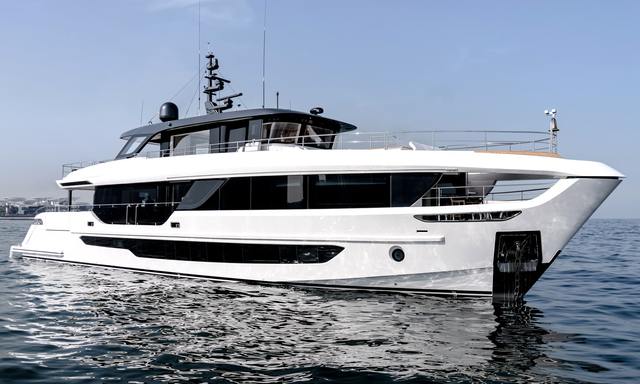 Gulf Craft Majesty 100 Terrace 