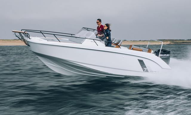 Beneteau Flyer 7 SUNdeck 