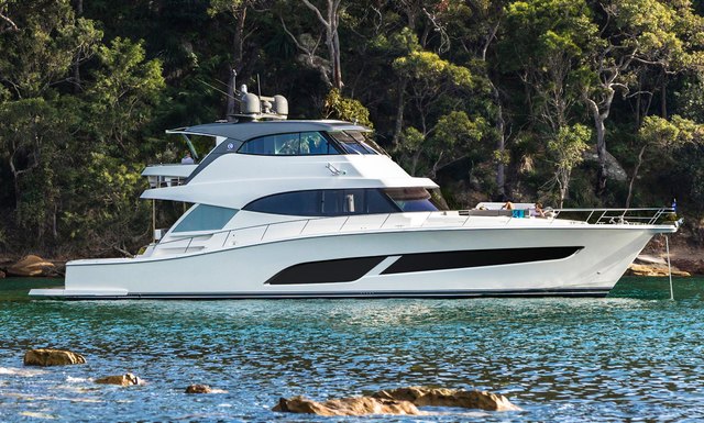 Riviera 68 Sport Motor Yacht