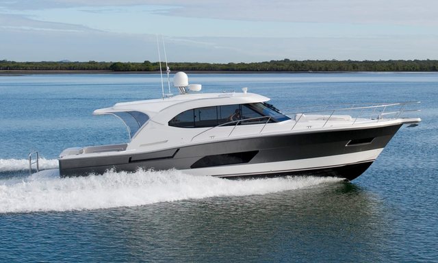 Riviera 445 SUV