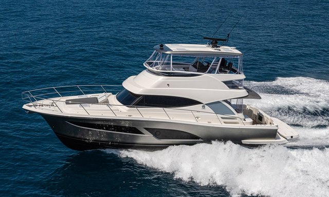 Riviera 46 Sport Motor Yacht 