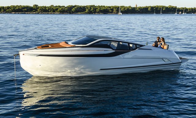 Fairline F//Line 33 