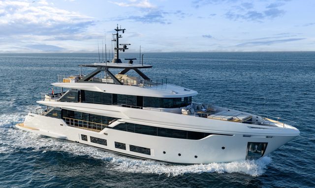Custom Line Navetta 35 