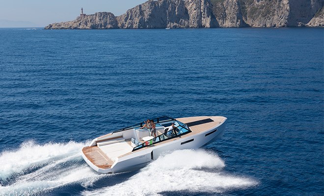 Evo Yachts R-Line Range