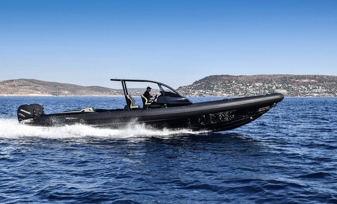 Venom 44 Open Outboard