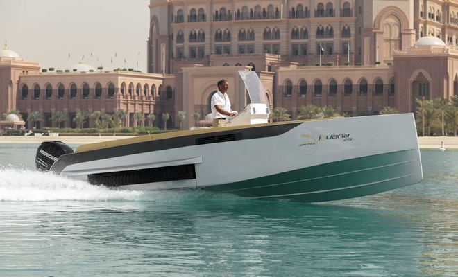 Iguana Yachts Custom Line Range