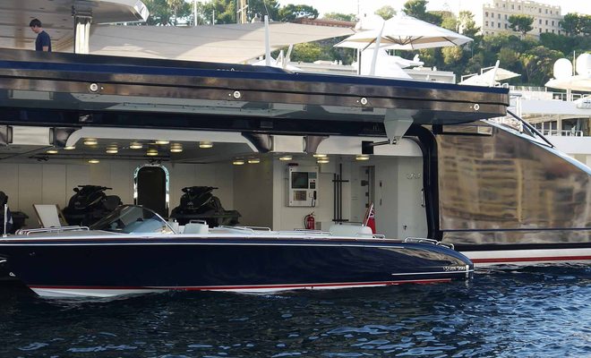 9.6m Venetian Open Tender