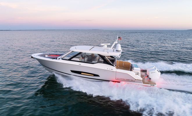 Regal Boats Outboard Bowrider Range