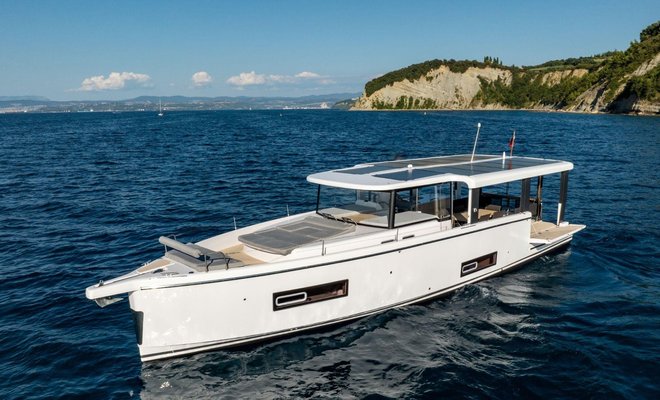 Jeanneau Sea Loft Range