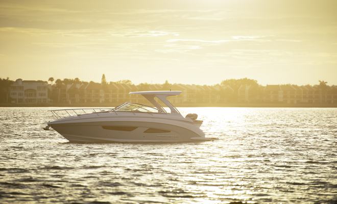 Regal Boats Express Cruiser Range