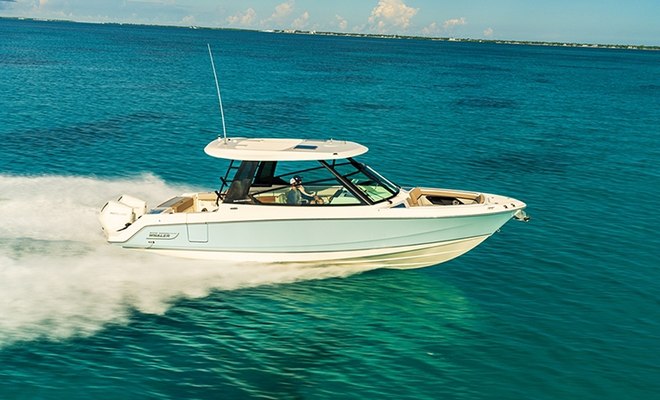Boston Whaler Vantage Range
