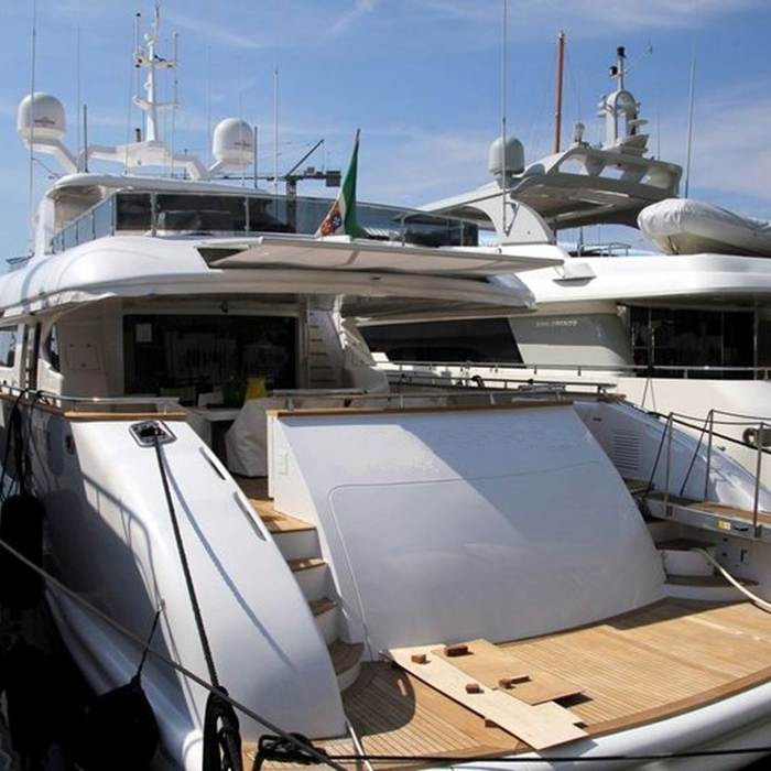 Cynthia yacht exterior 2