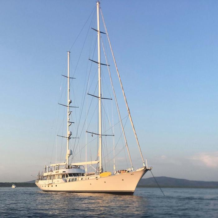 Mikado yacht exterior 2