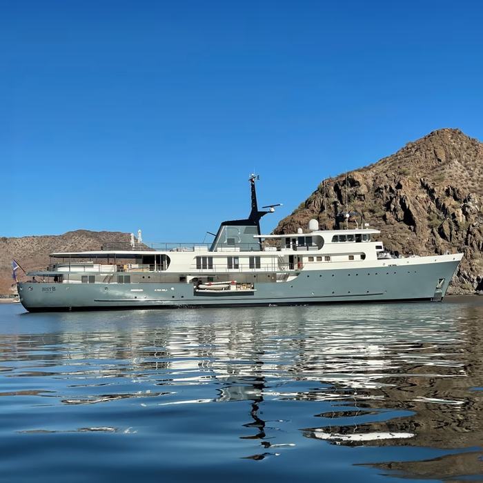 Just B yacht exterior 2