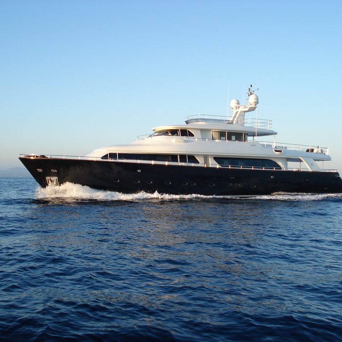 Lady Soul yacht exterior 2