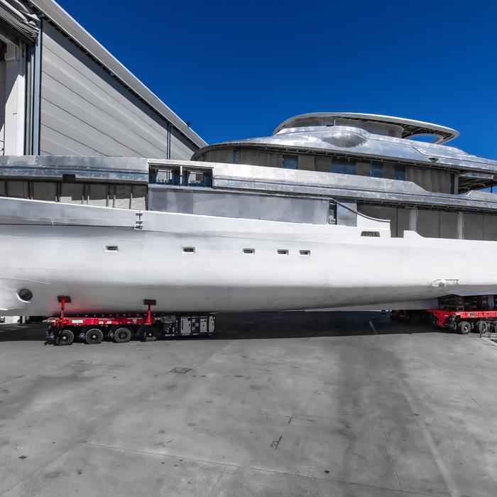 Panorama 02 yacht exterior 2