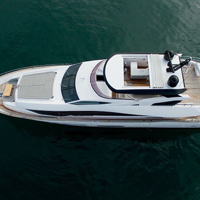 Gee Whizz of London yacht exterior 6