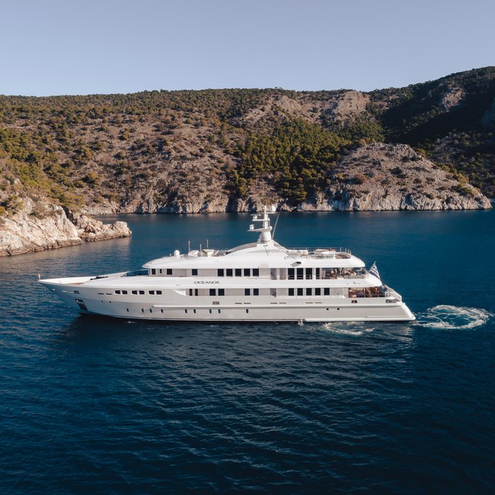OCeanos yacht exterior 2
