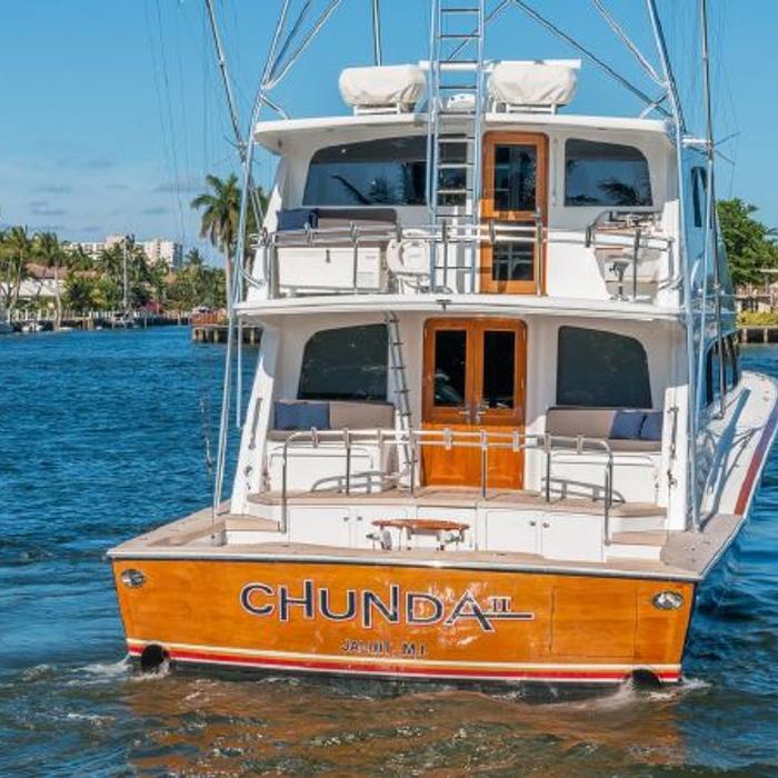 Reel Deal yacht exterior 3
