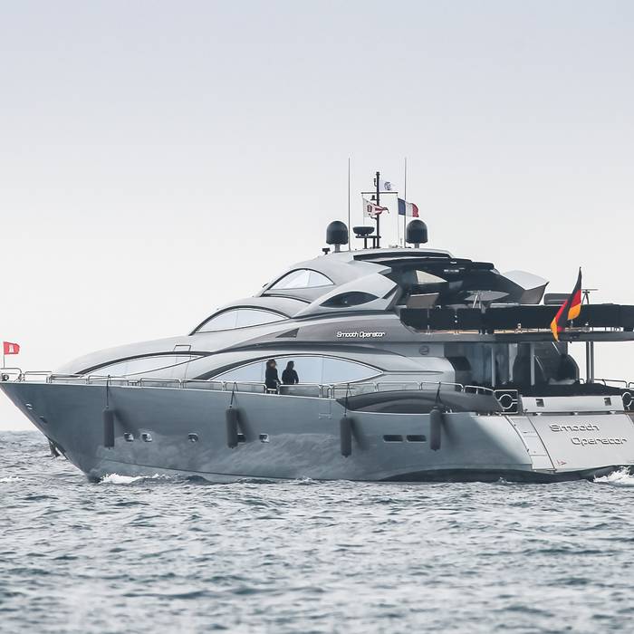 Smooth Operator yacht exterior 2