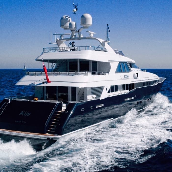 Yami yacht exterior 2