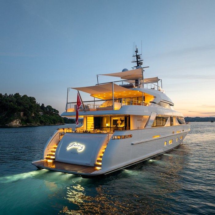 Zulu 3 yacht exterior 5